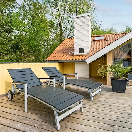 Four-bedroom In Vaggerlose