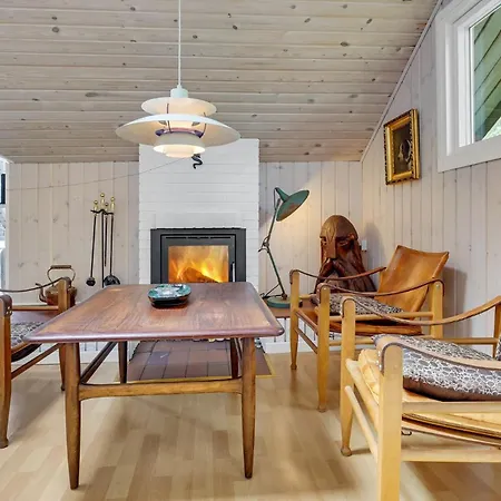 Four-bedroom In Vaggerlose Bøtø By