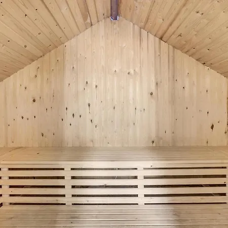 Four-bedroom In Vaggerlose Bøtø By