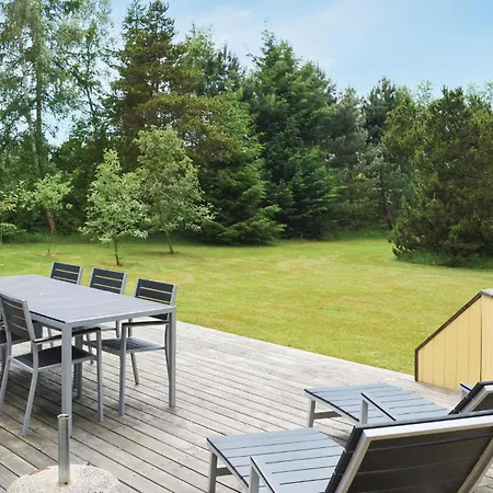 Luxurious In Vaeggerlose With Sauna * Bøtø By